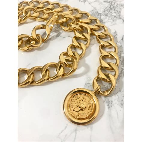 ceinture chaine doré imitation chanel